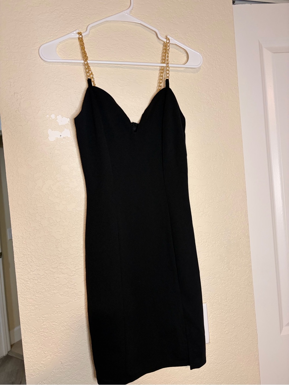 Almost Famous Black Chain Strap Mini Dress Size Small